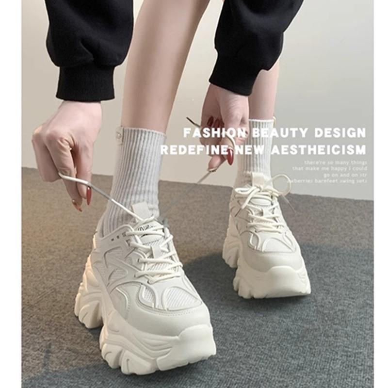 Popular Hong Kong style muffin thick-soled dad shoes women's small men increase in height 2025 new spring and autumn versatile casual sports shoes