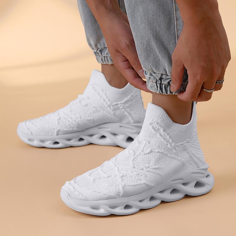 Fashion Platform Men&Women Breathable Mesh Socks Walking Shoes Blade Slip-on Sport Sneakers Running Training Super Light Footwear