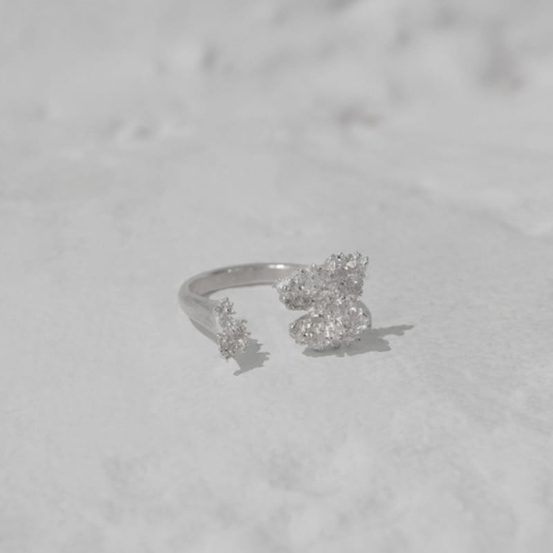 Mouvebament White Snow Ring_Silver 925