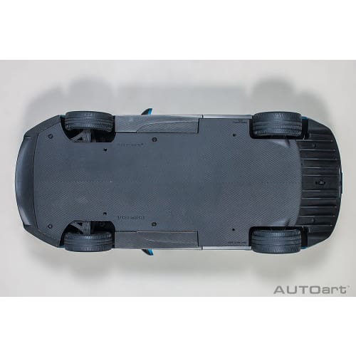 AUTOart 1/12 Scale Ford GT 2017 Metallic Blue Finished Product 12107