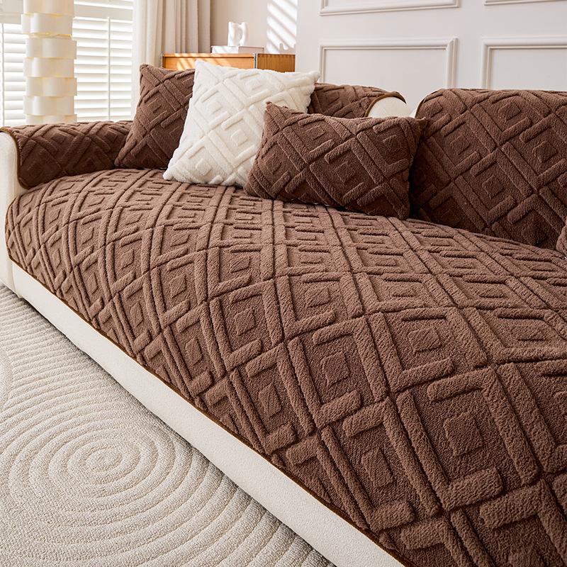 

1pc Modern Striped Velvet Sofa Cover - Warm Solid Color, Cat Scratch Resistant, Machine Washable for 1 to 4-Seater Sofas, Versatile Living Room Decor 90*160cm