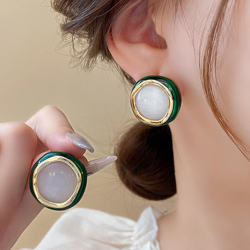 Dripping Oil Round Opal Stud Earrings Elegant and Sweet Versatile Earrings Light Luxury Earrings