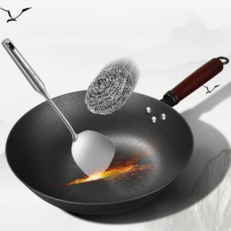 Yoshida Craftsman 32cm Cast Iron Wok with Glass Lid