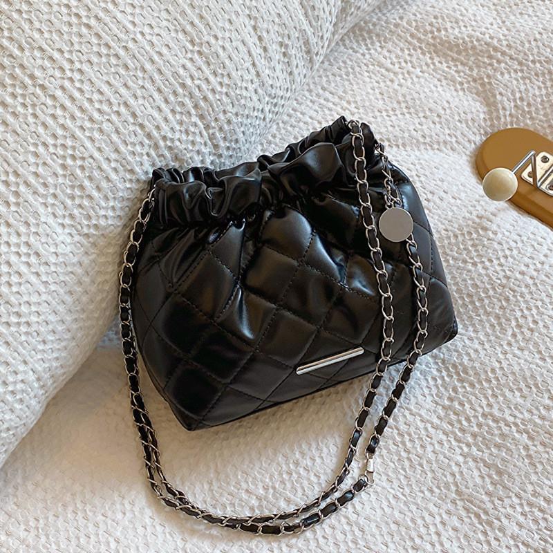 Трендовая новая женская сумка через плечо 2023 года, простая модная сумка-ведро с цепочкой и бриллиантами, сумка на одно плечо