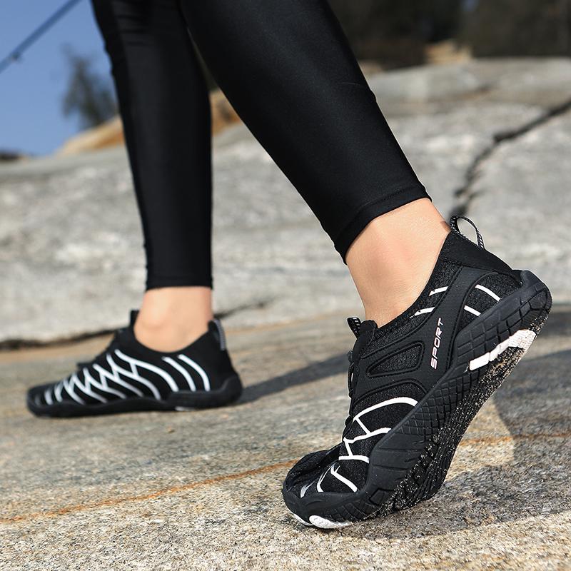 Quick Dry Beach Wading Sneakers Breathable Unisex Aquatic Sports Shoes Non-slip Water Shoes for Surfing Diving Canyoning