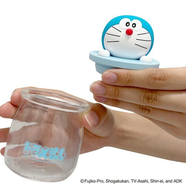 Toman Toys DO1 Doraemon Candy Bottle DoraemonThis candy bottle has a cute design that looks like it This candy bottle has a cute design that looks lik