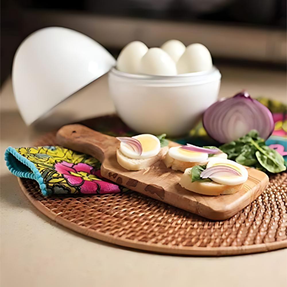 White PP Steamer 13.5 x 14 x 15.5 cm Microwave Safe 1 Piece Package Contents Steamer