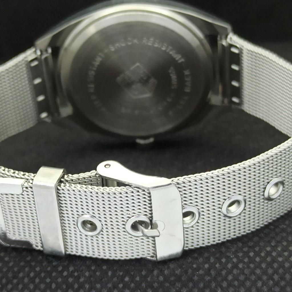 VINTAGE ORIS AUFZUG SCHWEIZER HERREN ÜBERHOLT ROTES Armbanduhr 558b-a296772-1