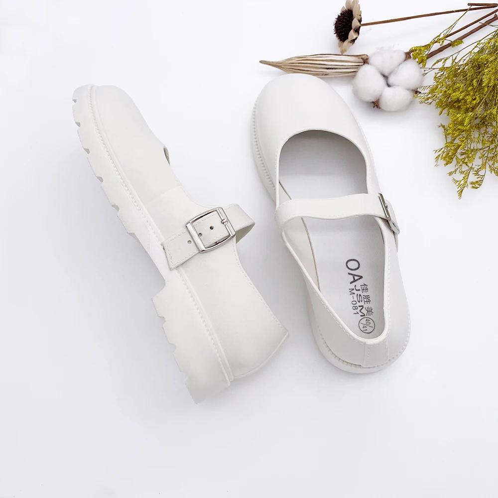 Fashion Women's Shoes and Flip-flops, A New Type of Fashionable Thick-soled Flat-bottomed Single-button Shoes in Baotou for Summer