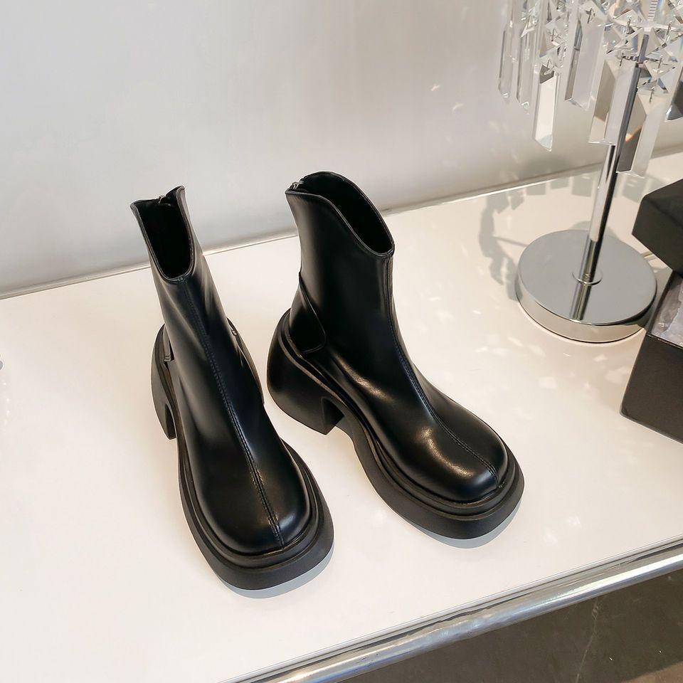 French Skinny Boots Women's Thick Heel Thick Sole Small Man Tall Rear Zipper Martin Boots V-mouth White Medium Short Boots