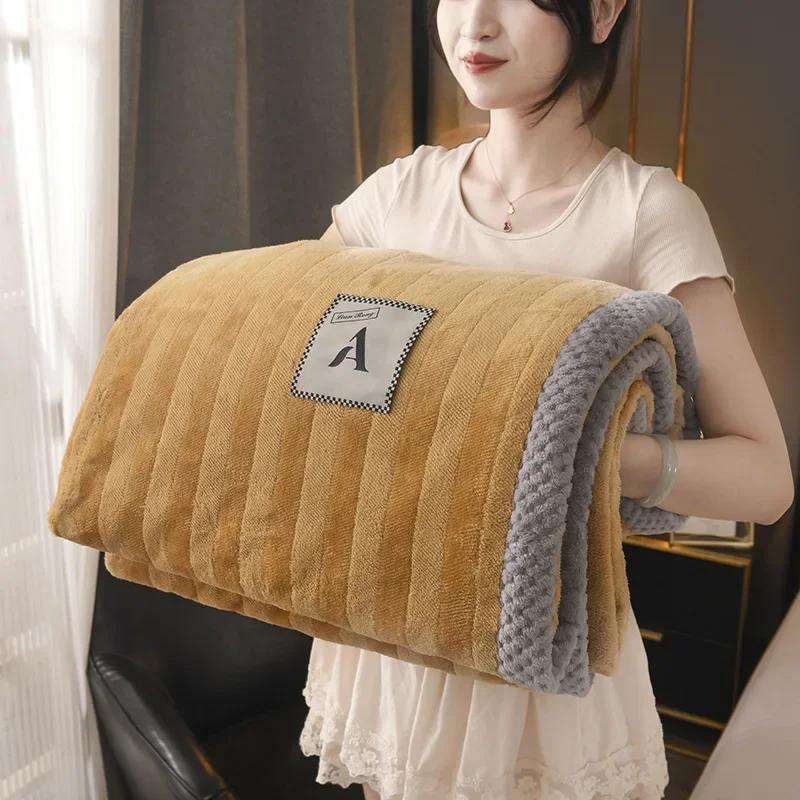 

Современное простое повседневное одеяло-покрывало из молочного бархата, всесезонное универсальное однотонное многофункциональное одеяло для сна для общежития или офиса 100x150cm 1pcs коричневый