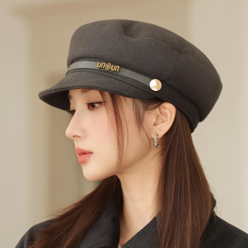 

Осень и Зима Новая Шляпа Женская Шерстяная Темно-синяя Шляпа Ретро Простая Модная Кепка Идеально подходит для Холодной Погоды, Зимний Головной Убор one size чёрный