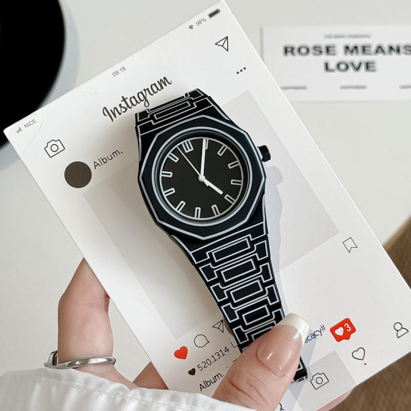 Men's and Women's Casual Simple and Fashionable Silicone Strap Quartz Watch