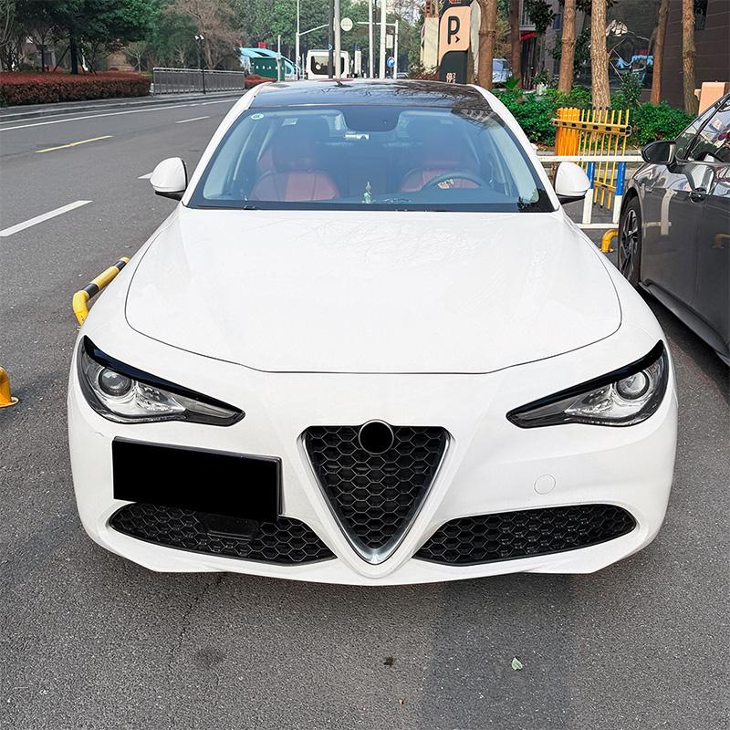 Applicable To Alfa Romeo Giulia 2015+ High Quality ABS Car Eyebrow Light Eyelids Glossy Black Carbon Fiber Look Body Kit