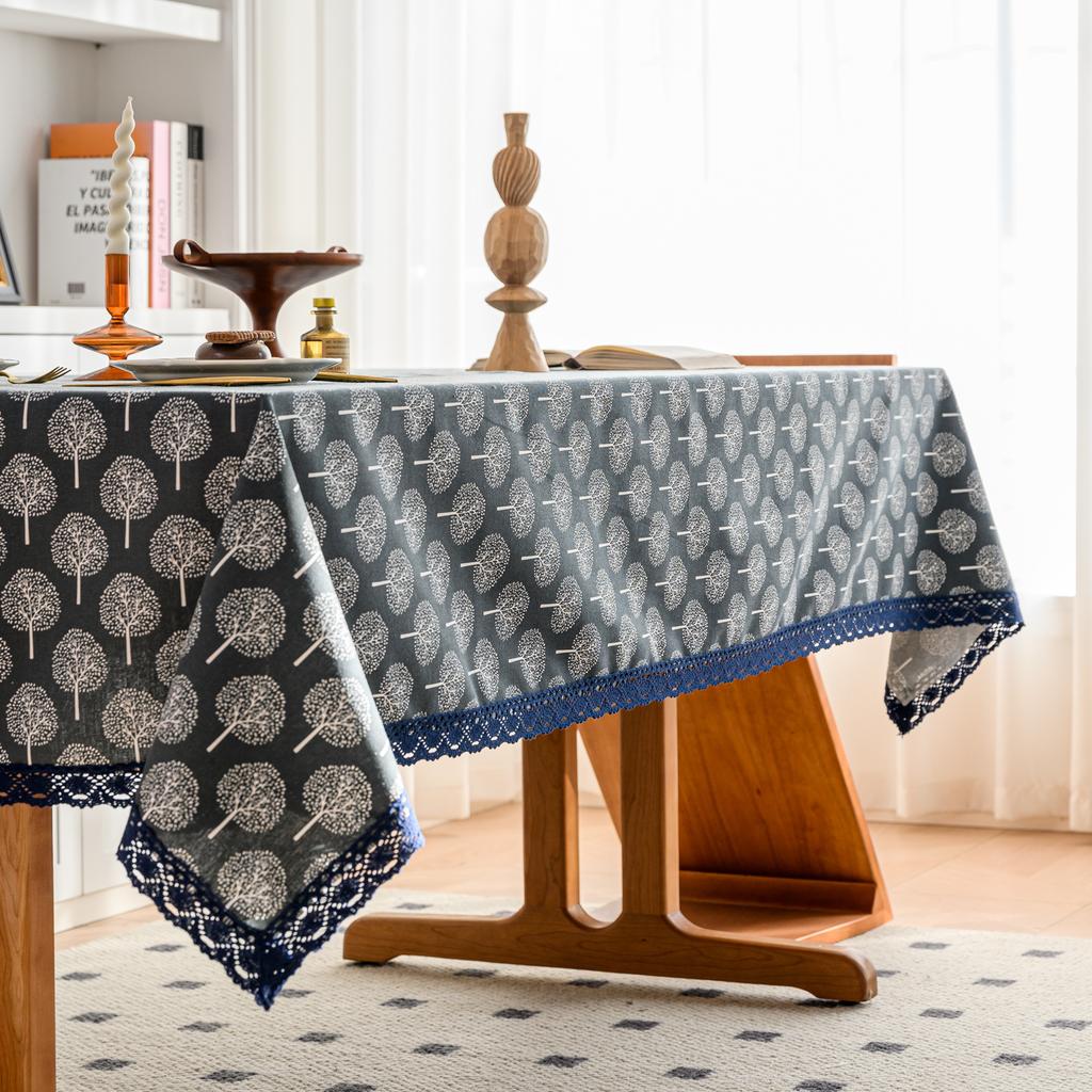 Christmas Day Old Man Table Cloth Small Plaid Snowflake Print Cotton And Linen Cover Fabric Hairball Outer Tablecloth