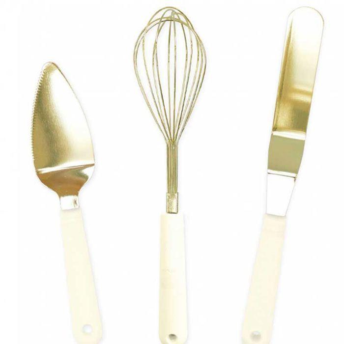 Set d'ustensiles à pâtisserie dorés