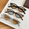 Personalized retro tortoiseshell small frame cat eye sunglasses oval sunglasses men and women couples travel glasses eye protection vacation