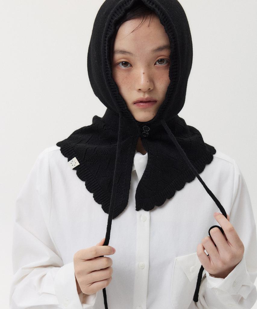 Ohesio Lace Knit Balaclava, Black