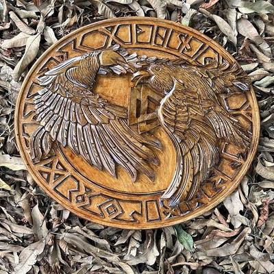 Středověký dřevěný Vikingský ručně vyrobený štít Eivor Valhalla Raven Autentická bitva nošená Vikingský dřevěný štít
