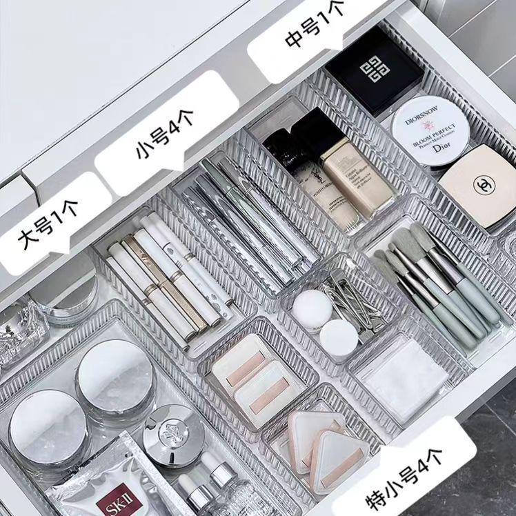 Transparent Rectangular Cosmetic Organizer for Lipsticks & Brushes