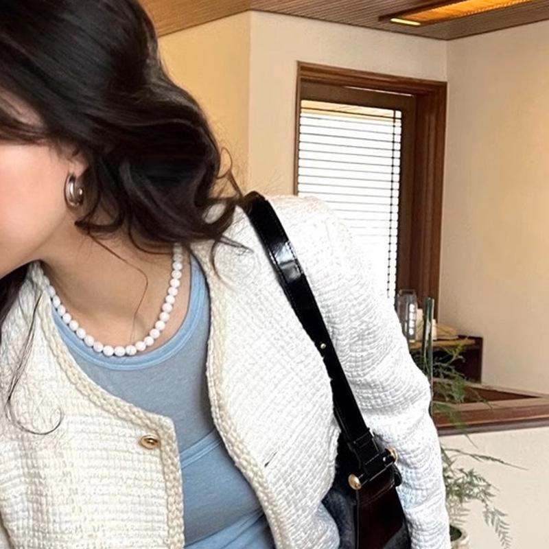 Elegant French Retro Horseshoe & Shell Beaded Choker Necklace for Women