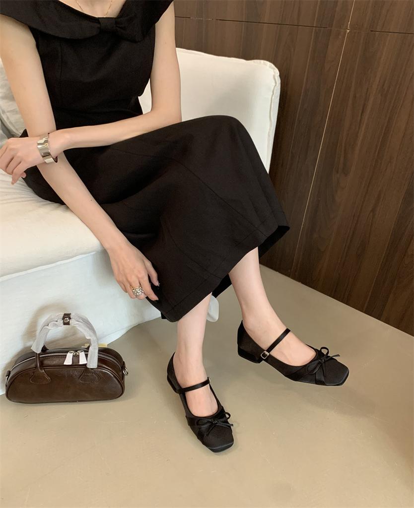 Bow light mouth Mary Jane shoes 2025 new French temperament gentle fairy style with skirt thick heel evening shoes