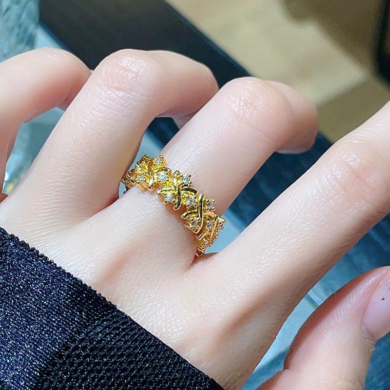 Gold Hollow Pattern Retro Open Ring High Sense Medieval Two-Color Classical Court Style Zircon Ring