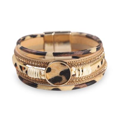 Bransoletki w czterech stylach Charm Leopard dla kobiet nastolatki wielowarstwowe szerokie zwierzęce nadruki geparda skórzana bransoletka owijana biżuteria