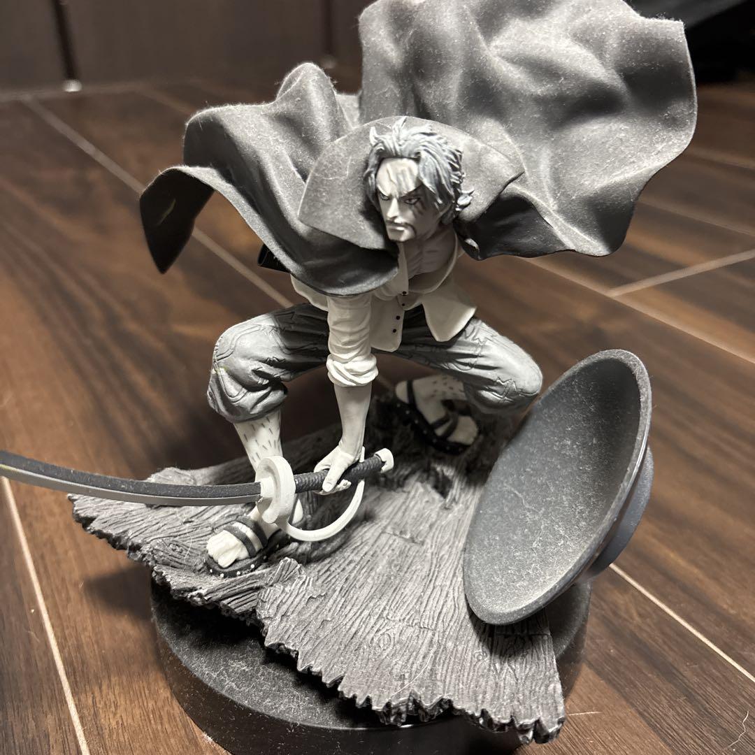 

[Б/У] Фигурка Шанкса из One Piece