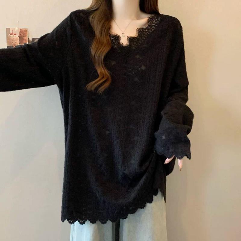 Spring Korean Style Age Reducing Versatile Hollow Out Long Sleeved Top, Loose and Slimming Lace Patchwork T-shirt for Women