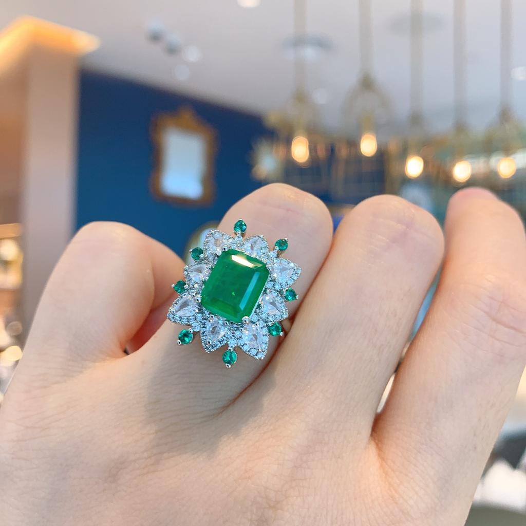 Goods: Cross Border Square Inlaid Simulated Red Corundum Ring Emerald Necklace Jewelry Set
