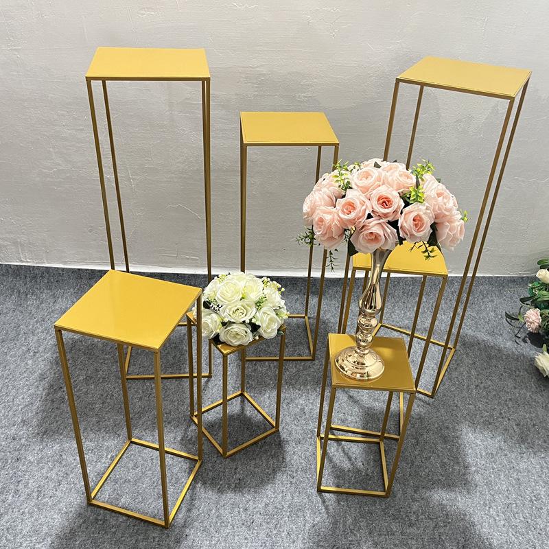 Gold Wrought Iron Wedding Aisle Markers: Square Flower Stand Decoration Ornaments