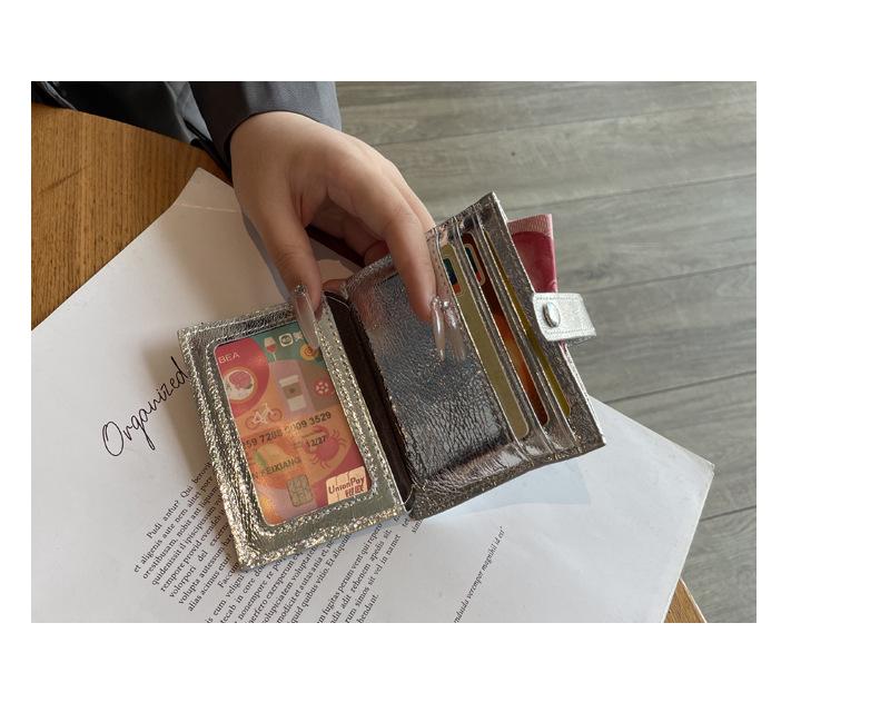 Exquisite 2025 Genuine Leather Women's Anti-Magnetic Card Holder, Slim & High-End Design.
