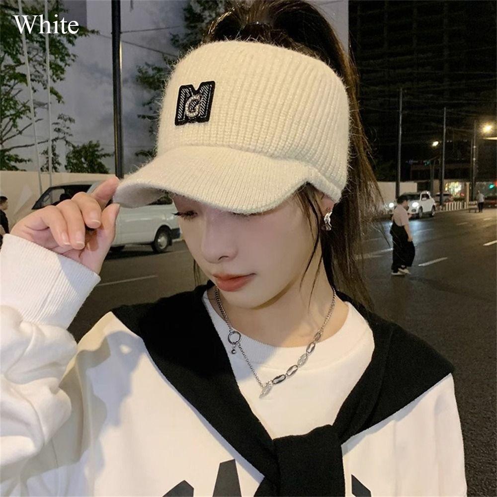 

Winter Warm Knitted Hat Cold-proof Baseball Cap Fashion Bonnet Outdoor білий