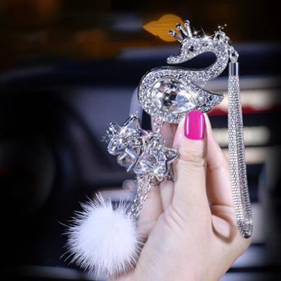 Ornamento interior de carro de cisne de cristal falso, pingente de suspensão para espelho retrovisor