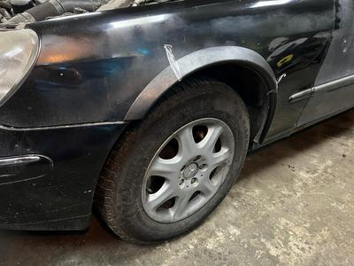 Revestimentos de arco (4 unidades, preto, plástico ABS) para Mercedes Classe S W220
