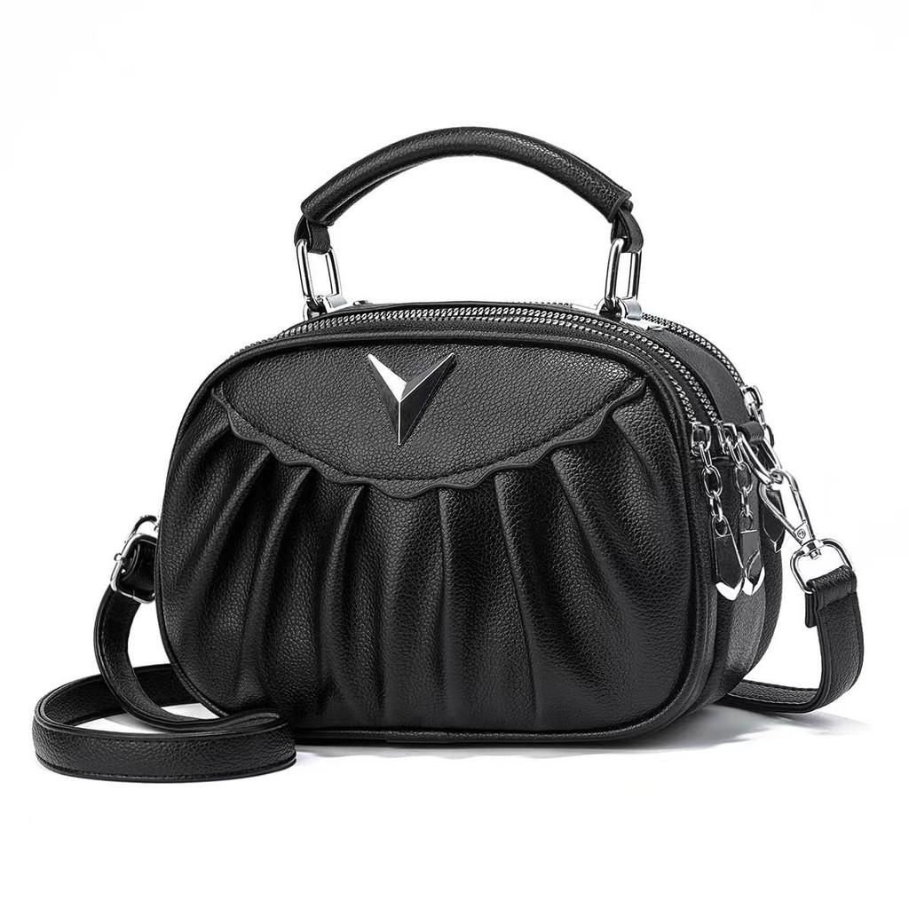 Trendy Hong Kong Portable Women's Sling Phone Bag Featuring Elegant Chain Details