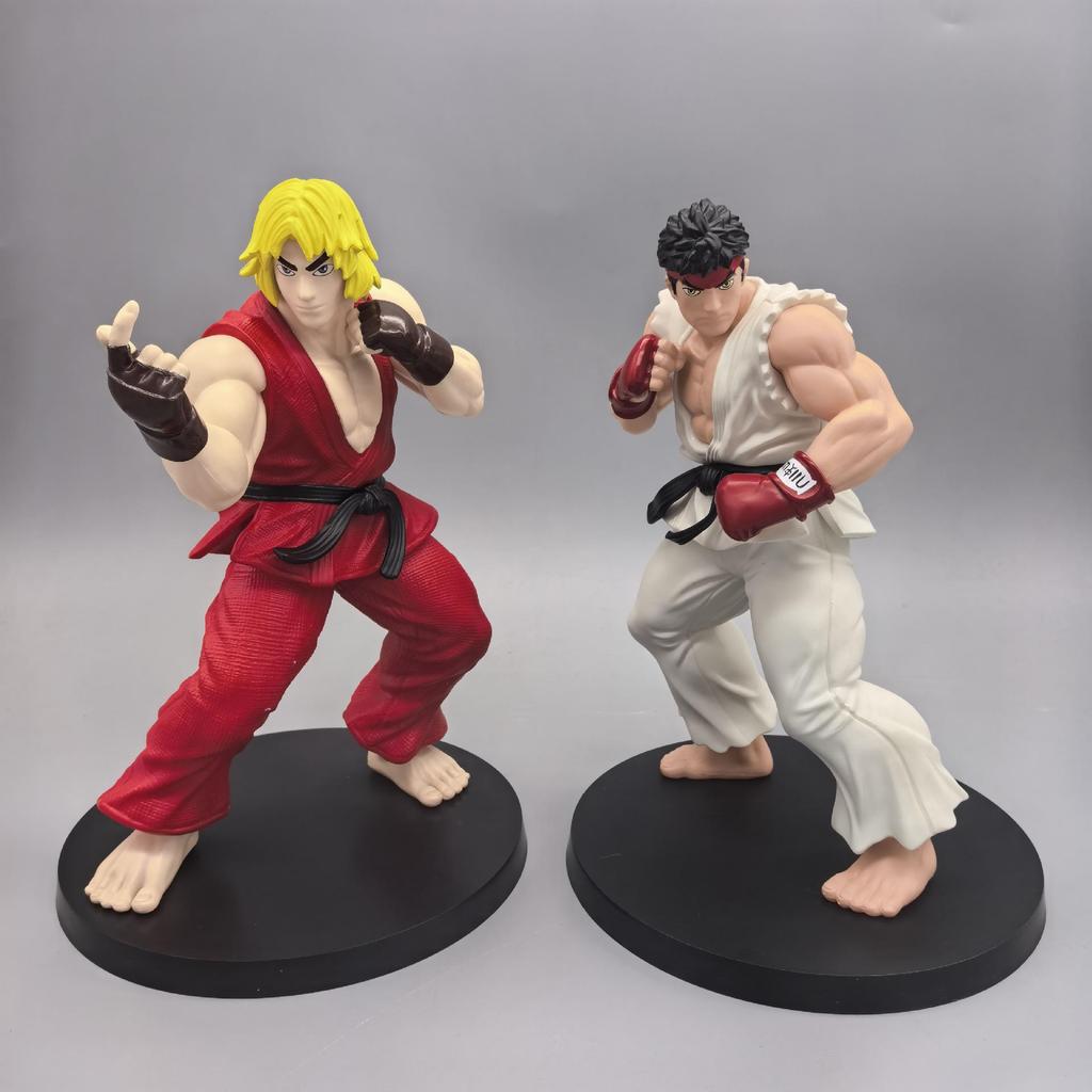 Final Fantasy VII Sephiroth & Cloud Action Figures with Street Fighter Ken & Ryu