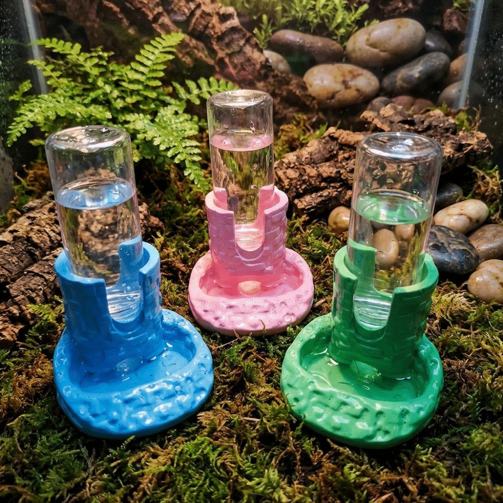 Plastic Reptiles Water Feeder Anti-slip Base Stable Automatic Water Dish Removable Reptile Water Dispenser for Amphibians