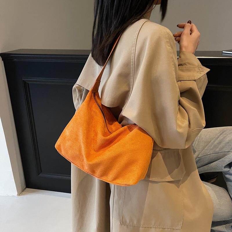 Pu Tote Bag For Women With Zipper Closure And Interior Pocket For Daily Use