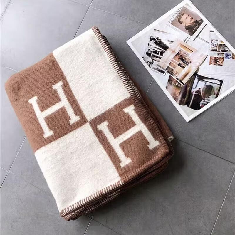 Fashion H-Letter Wool Cashmere Travel Shawl Blanket