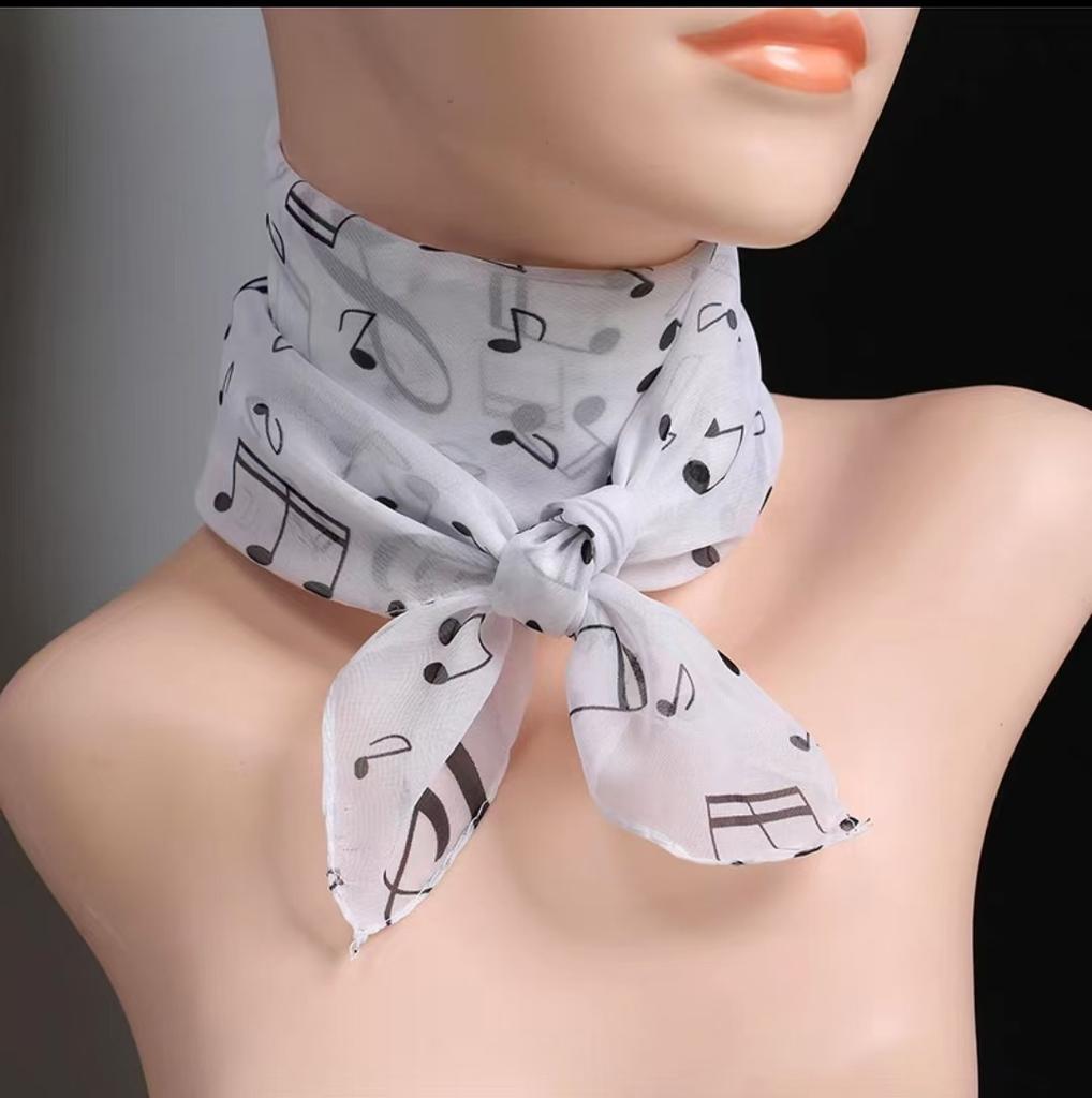Spring and Autumn Women's Printed Square Scarf Printed Silk Scarf Square Scarf Sunscreen Scarf