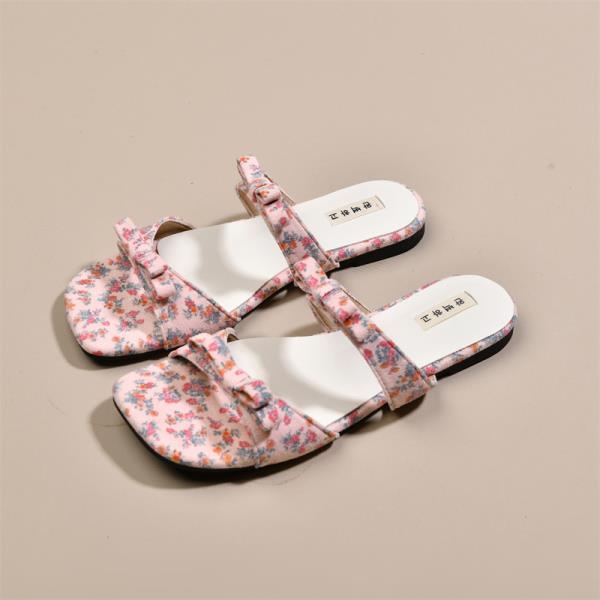 Fashion Shoes Womens Slippers Outdoor Shale Female Beach Slides Pantofle Butterfly-Knot Square heel Sabot 2025 Block Soft Concise Retro