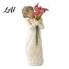 Decorative Bouquet Figurine Girl Holding Resin Figurine Faceless Lady Statue Romantic Desktop Ornament for Flower Statue Living Room Bedroom
