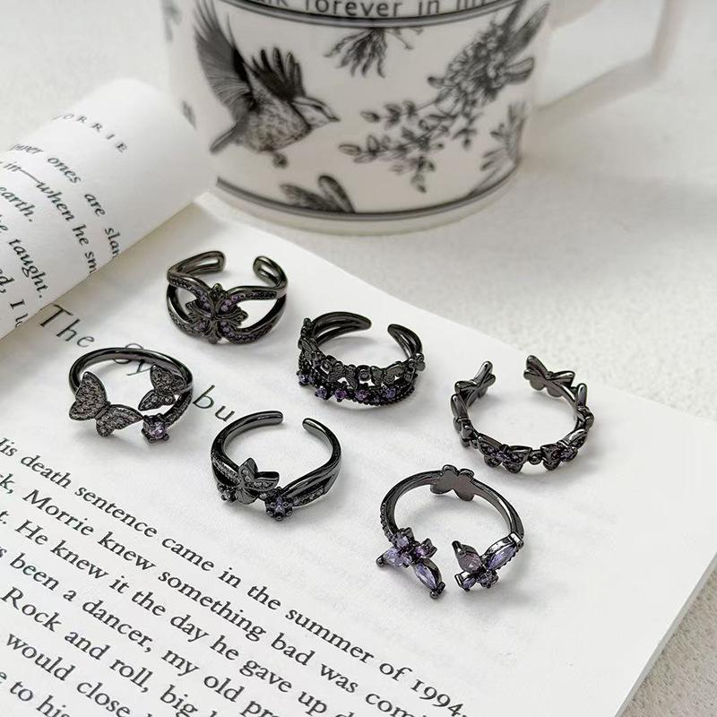 "Dark Butterfly Light" Retro Neutral Enamel Dark Butterfly Open Ring For Women Wearing Personalized Punk Index Finger Ring