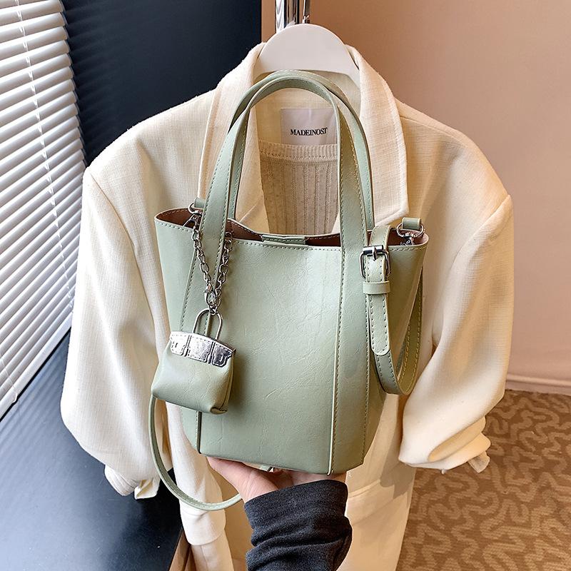 Handbag Women's 2025 New Fashion and Popular Shoulder Crossbody Bag Mother and Child Bag Versatile Bucket Bag