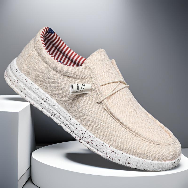 

Large size old Beijing cloth shoes Korean version large size casual trendy man breathable light lazy one pedal light canvas shoes 48