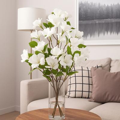 Ev Dekoru – Dekoratif çiçekler ve çelenkler