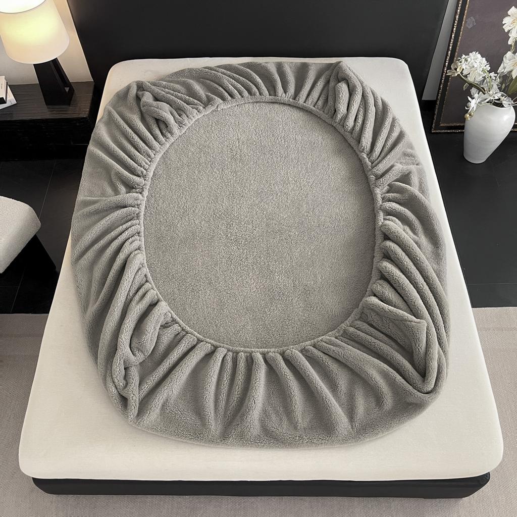 Autumn Winter Warm Fleece Fitted Sheets and Pillowcases Solid Color Non Slip Mattress Protector Cover with Deep Pocket Bedspread