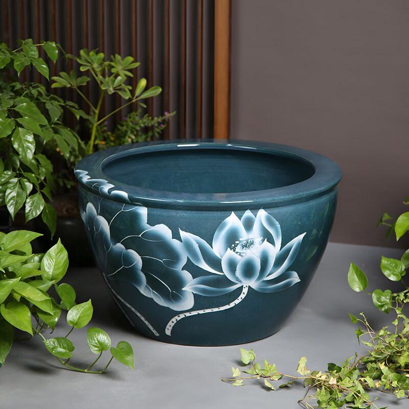 Three Wolves Farm Embossed Flower Pot